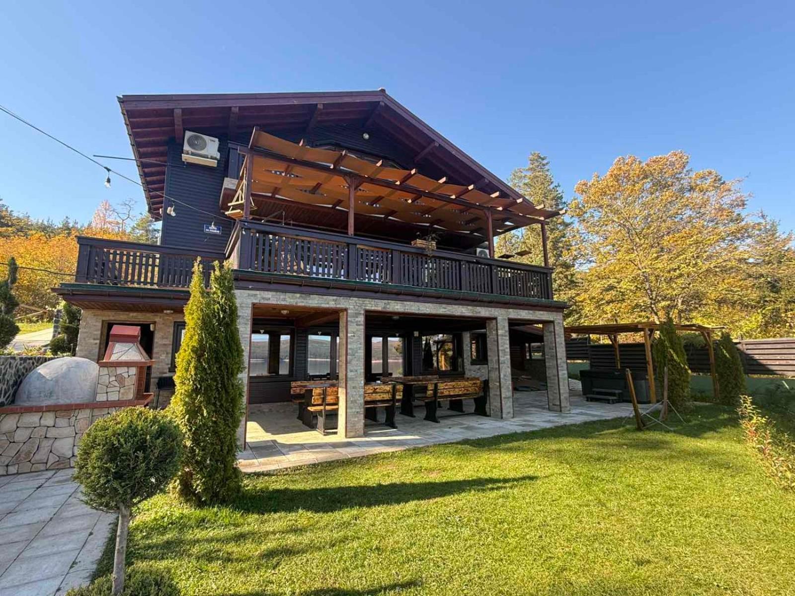 Villa Iskar Lake Residence By Bookvillabg Shtarkelovo Gnezdo Exterior foto